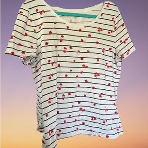 White Striped Poppy Flower Graphic Tee - Trendy Floral Print Shirt